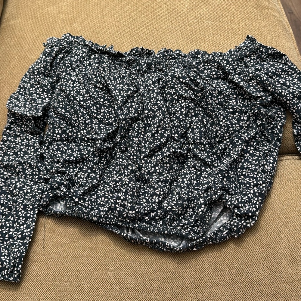 Brandy Melville Off the Shoulder Maura Top